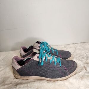 Ahnu By Teva GOAT Neo Leather Distressed Sneakers Gray Aqua Laces Womens 9